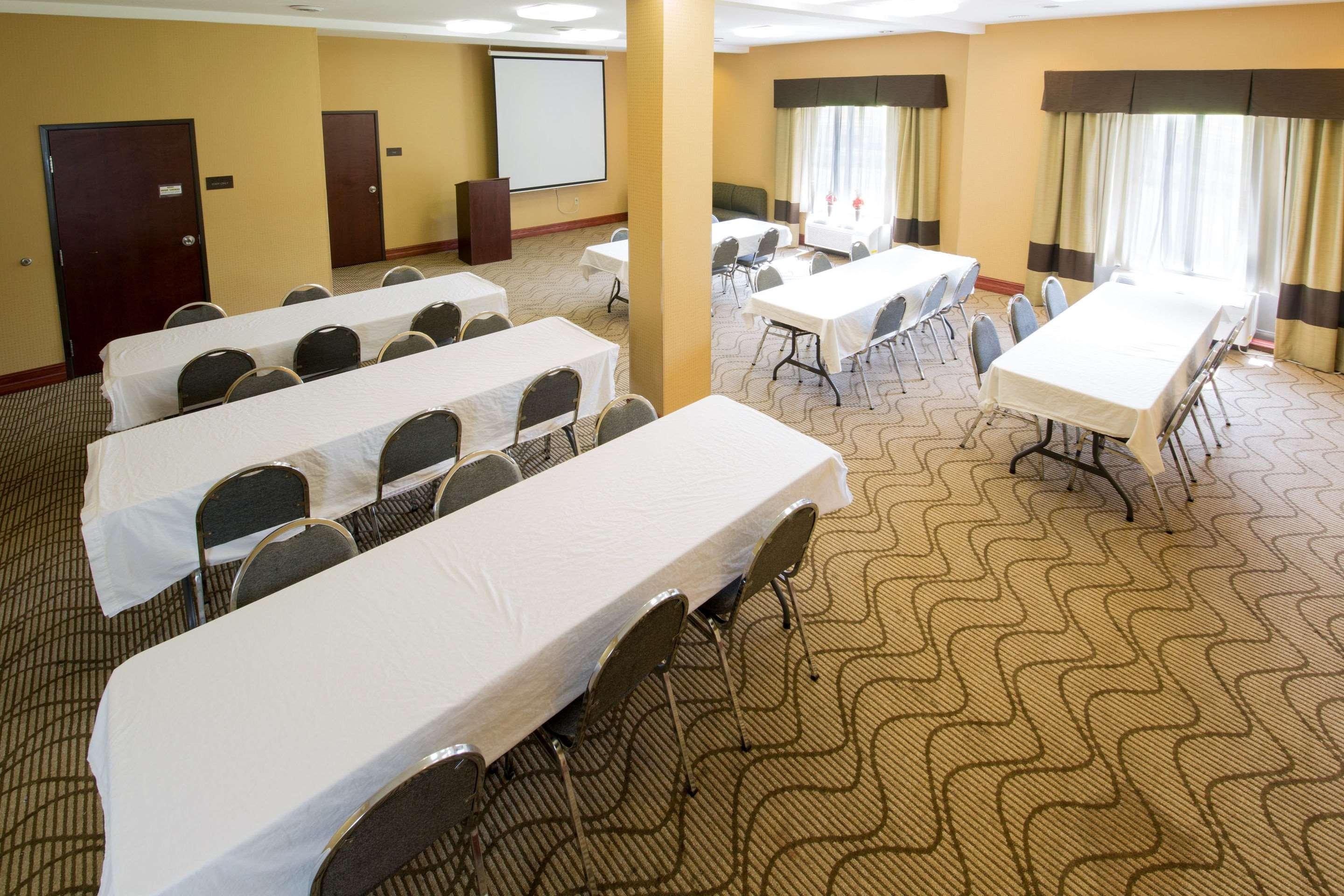 Comfort Suites Airport South Montgomery Esterno foto