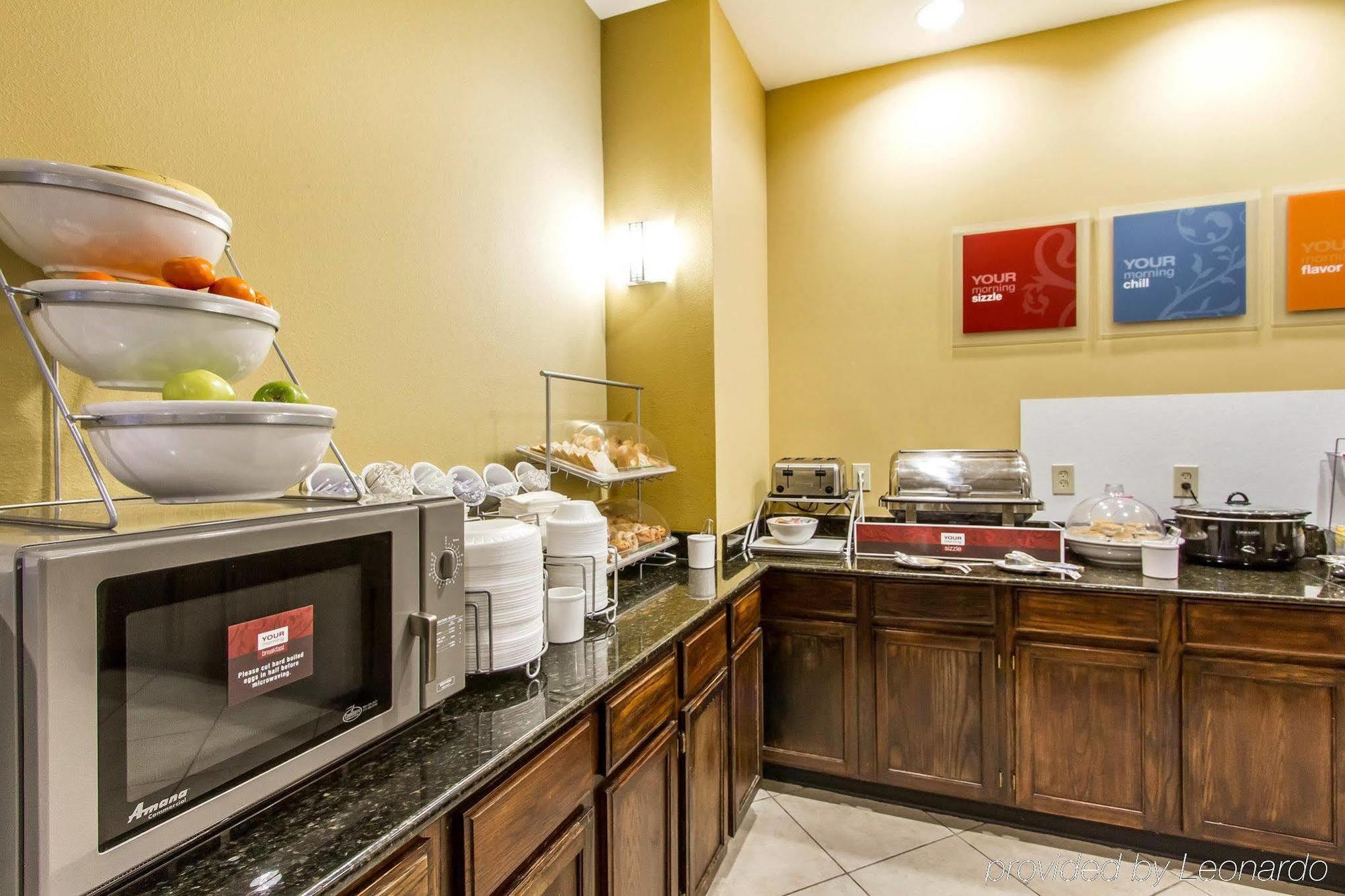 Comfort Suites Airport South Montgomery Esterno foto